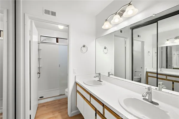 $3,600 | 106 Remington, Irvine, CA 92620