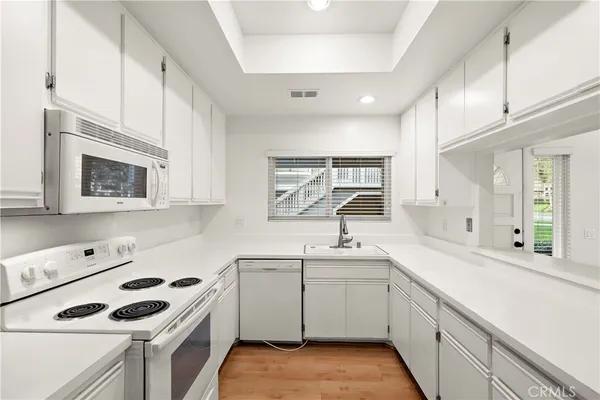 $3,600 | 106 Remington, Irvine, CA 92620