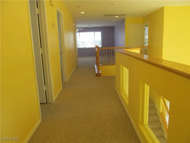 $2,050 | 9572 Sunshade Court, Las Vegas, NV 89147