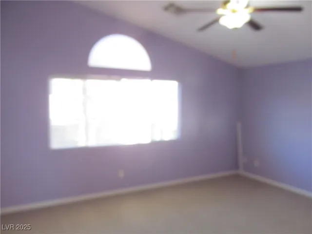 $2,050 | 9572 Sunshade Court, Las Vegas, NV 89147