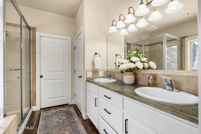 $998,000 | 162 Cedar View Estates Road, Blanchard, ID 83804