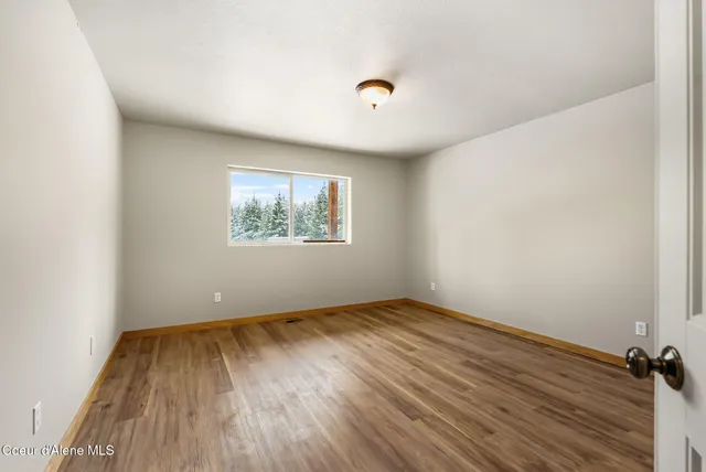 $998,000 | 162 Cedar View Estates Road, Blanchard, ID 83804