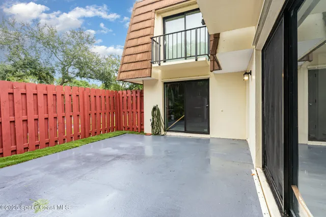 a view of an entryway with staircase