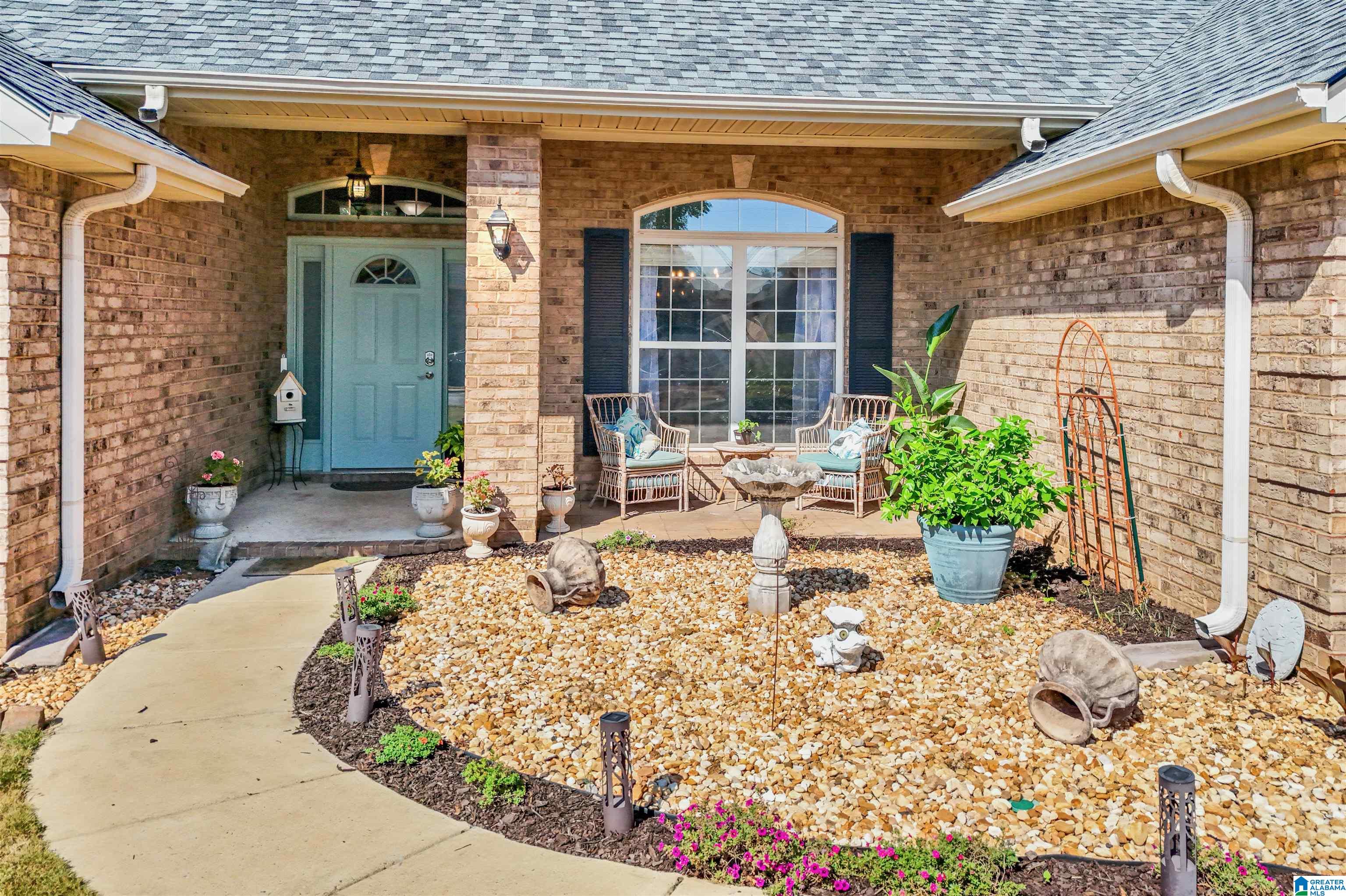 313 Tanglewood Circle Alabaster, AL 35007 - Photo 3 of 22