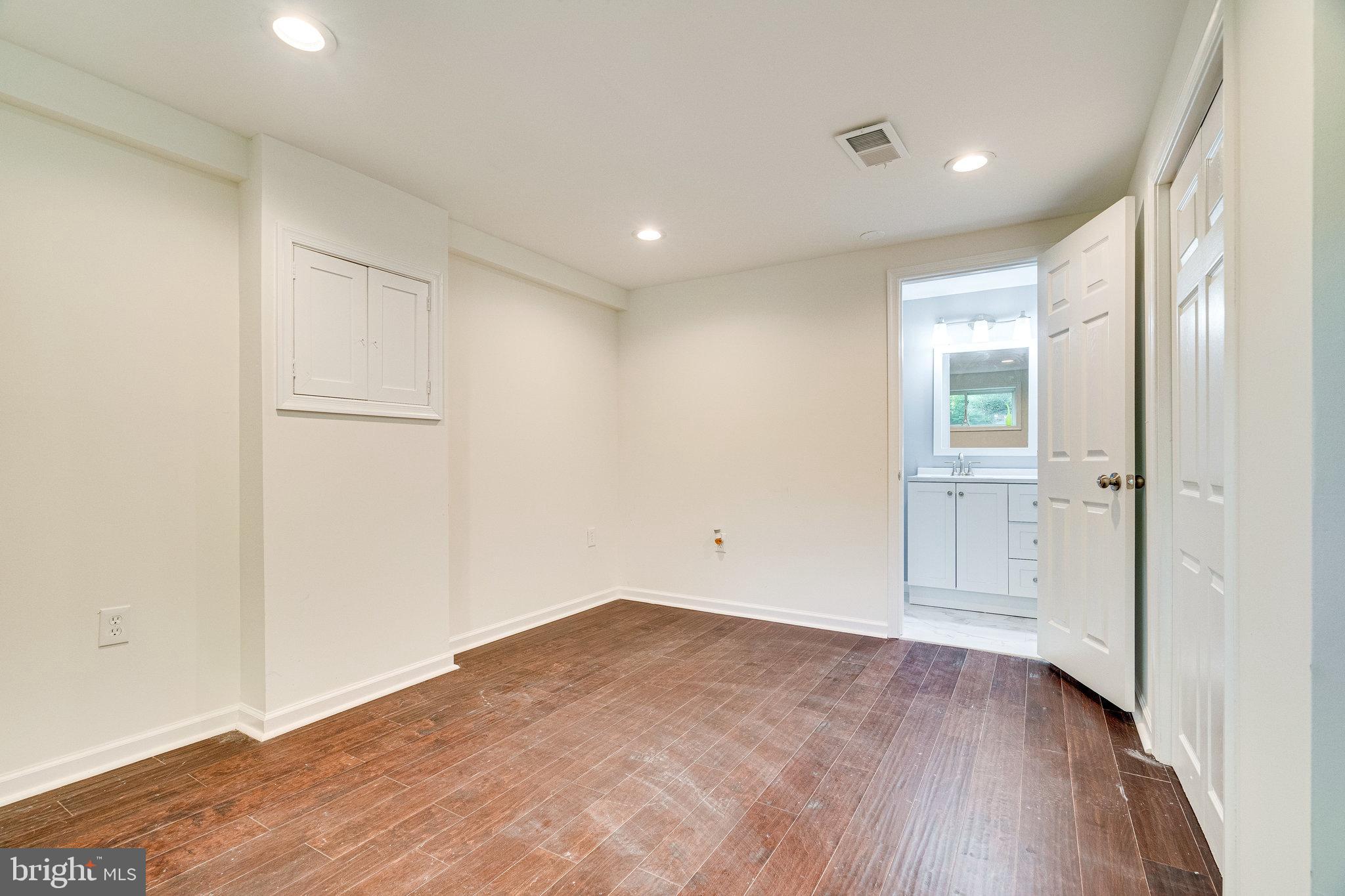 3906 Gallows Road Annandale, VA 22003 - Photo 68 of 93 Gallery Image 68