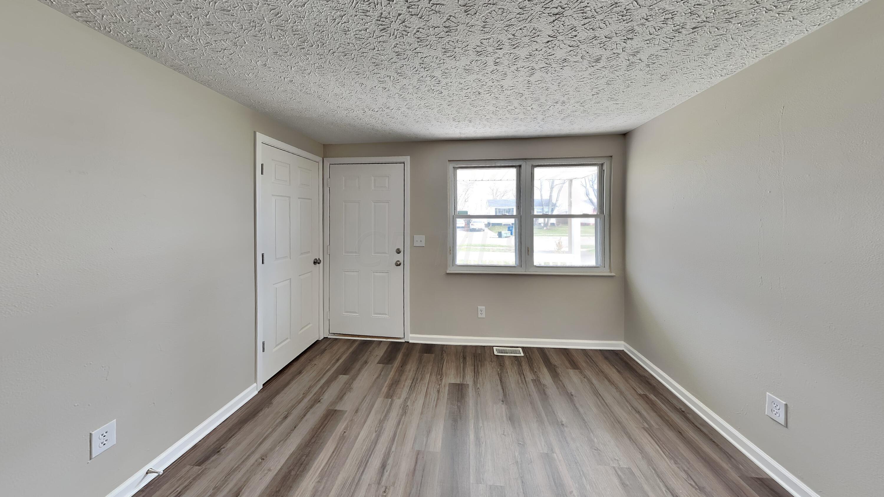 3891 Briggs Road Columbus, OH 43228 - Photo 2 of 11 1_Image_ENdNa9NdG4
