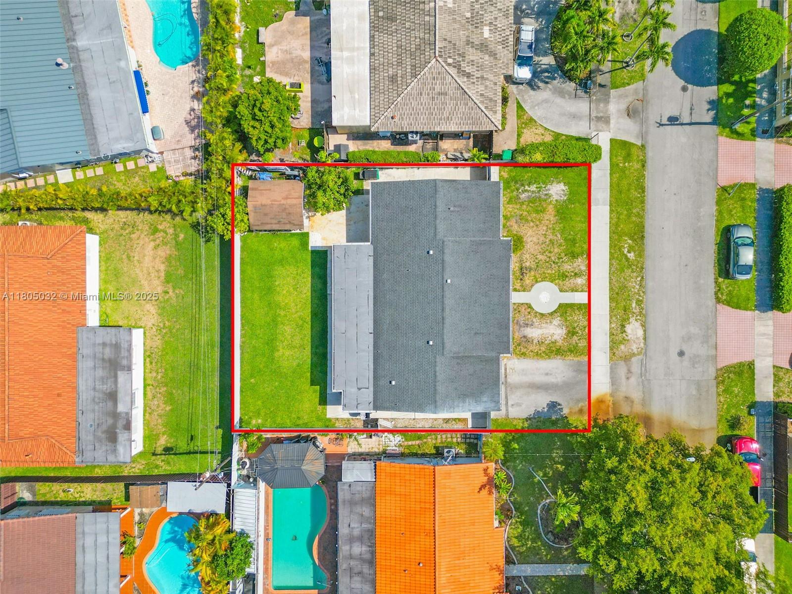 2023 Southwest 99th Avenue Miami, FL 33165 - Photo 33 of 33