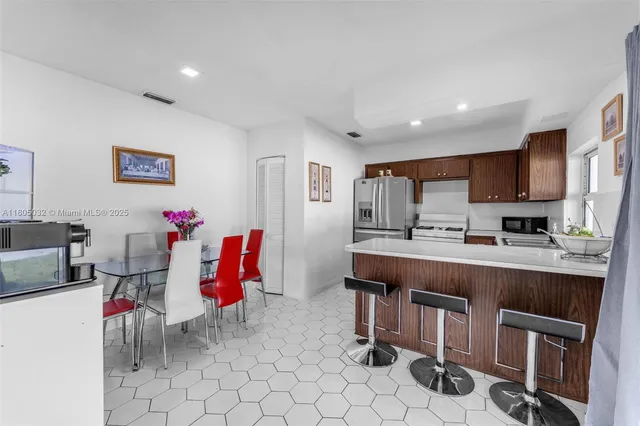 $749,999 | 2023 Southwest 99th Avenue, Miami, FL 33165