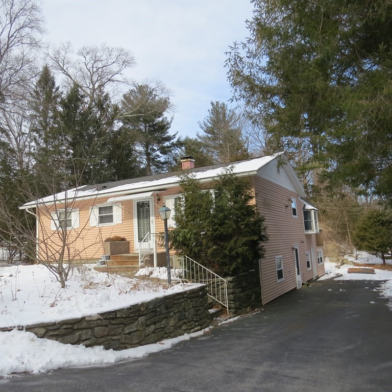 12 Riley Road Northborough, MA 01532 - Photo 2 of 17 Gallery Image 2