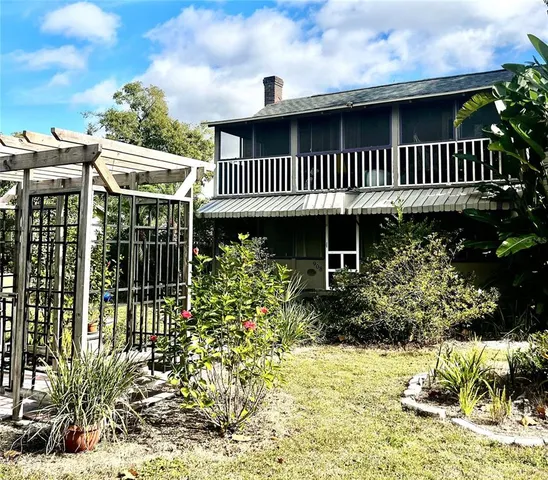 $499,900 | 908 North Clayton Street, Mount Dora, FL 32757