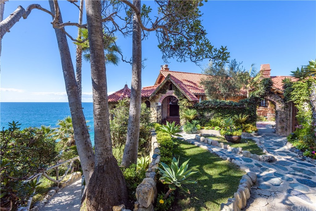 2529 South Coast Highway Laguna Beach, CA 92651 - Photo 1 of 37