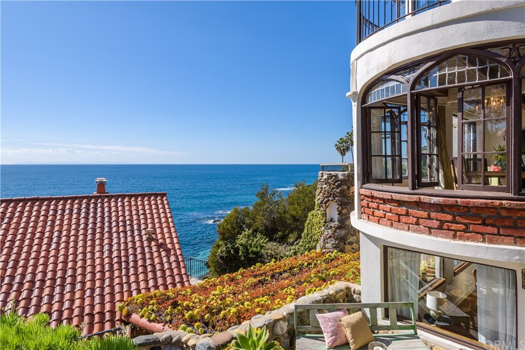 2529 South Coast Highway Laguna Beach, CA 92651 - Photo 4 of 37