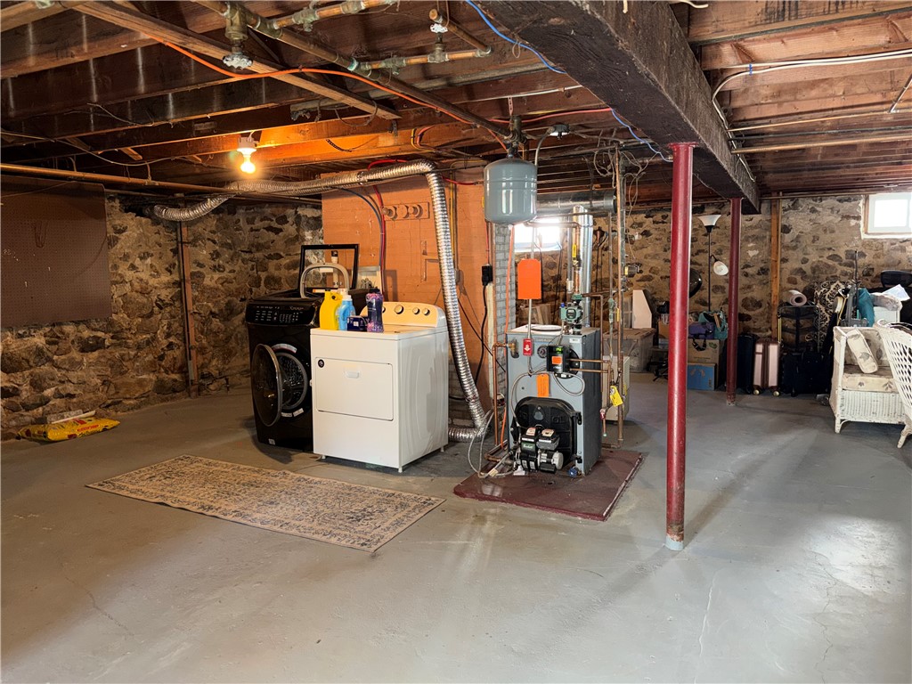 27 Irene Boulevard Woonsocket, RI 02895 - Photo 23 of 24