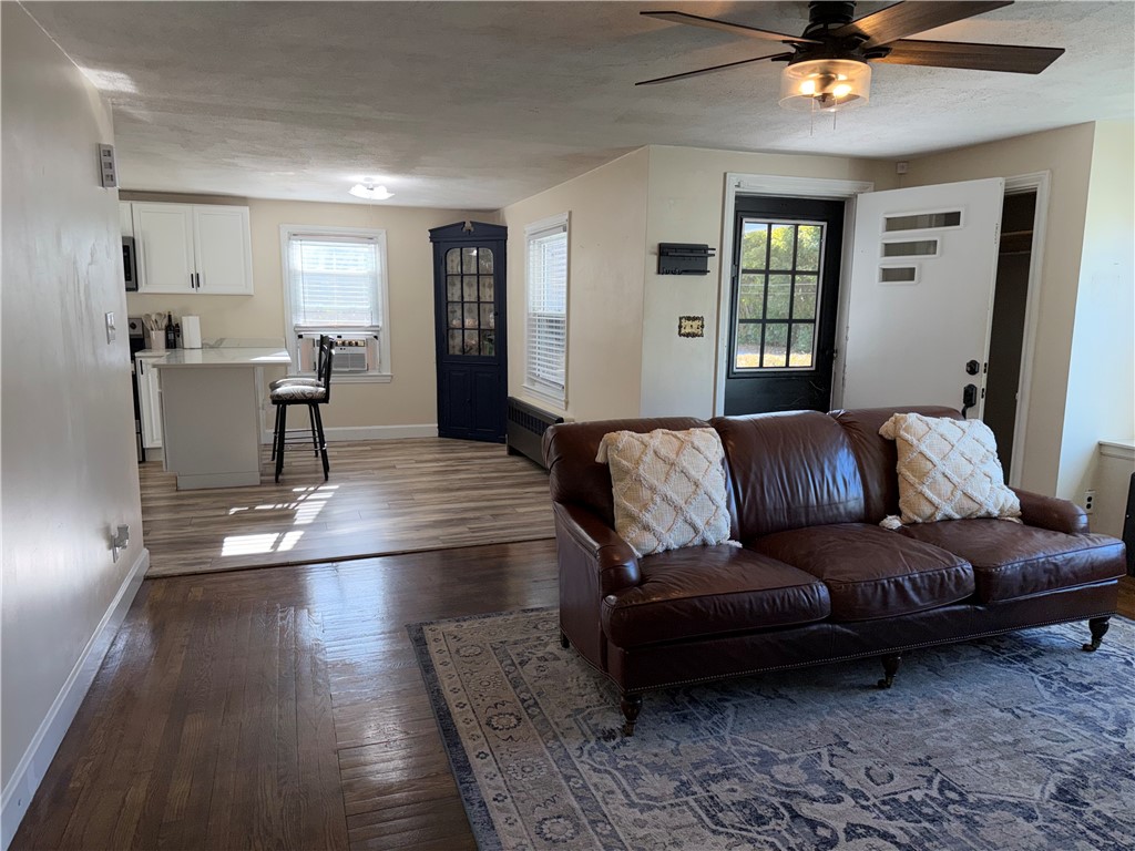 27 Irene Boulevard Woonsocket, RI 02895 - Photo 7 of 24