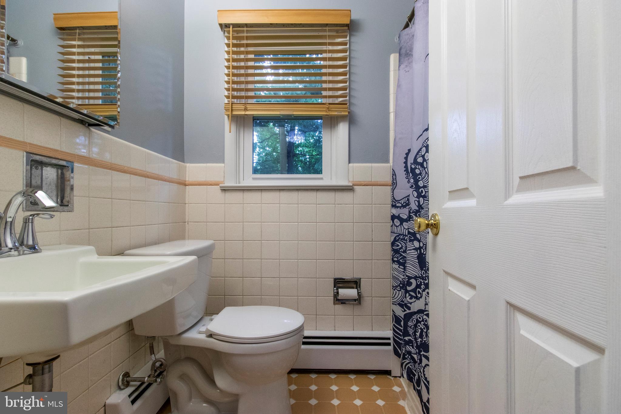 1128 Callowhill Road Chalfont, PA 18914 - Photo 18 of 34 Brand New Toilet in Bathroom!