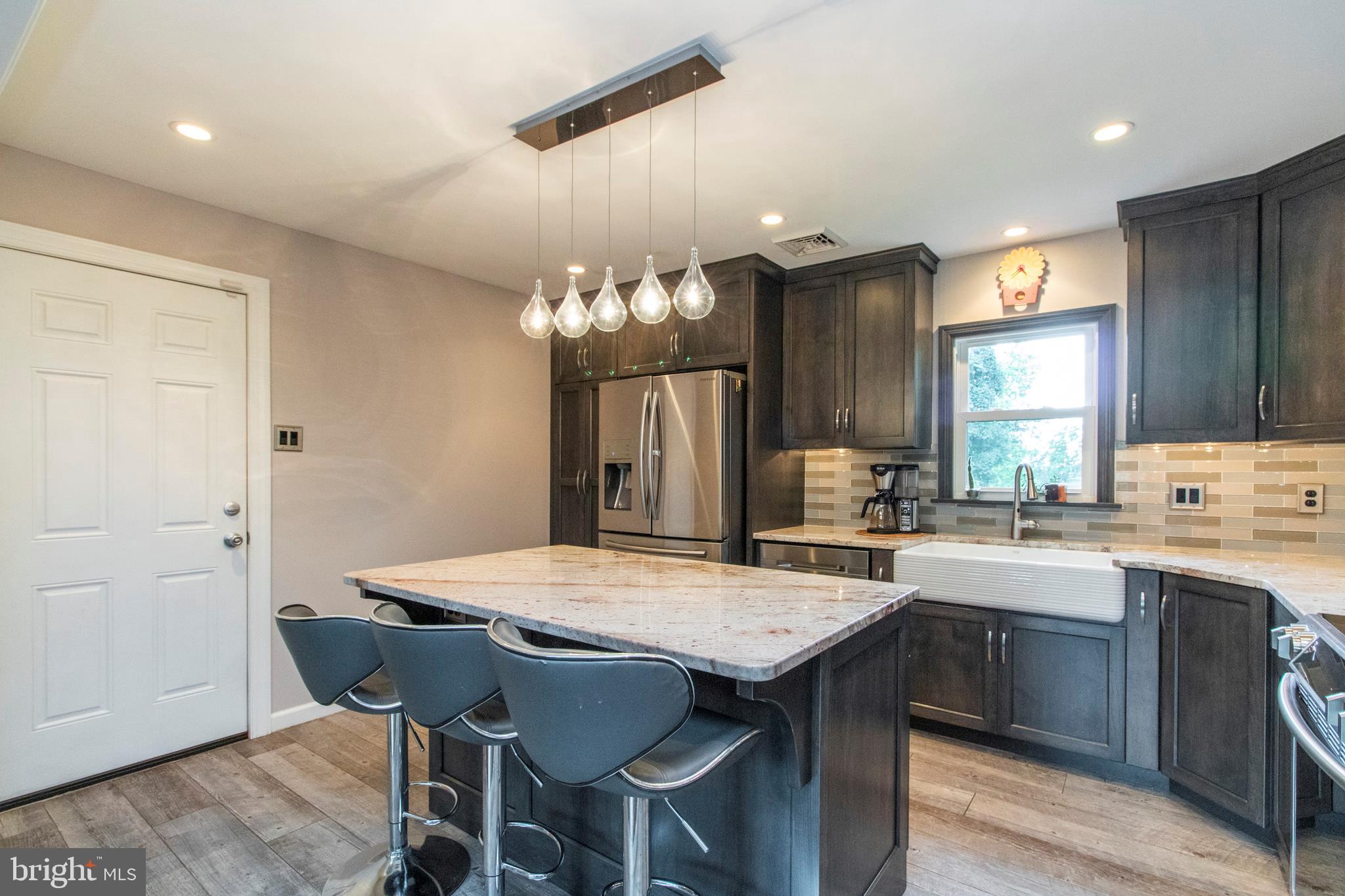 1128 Callowhill Road Chalfont, PA 18914 - Photo 3 of 34 Granite Countertops and Island