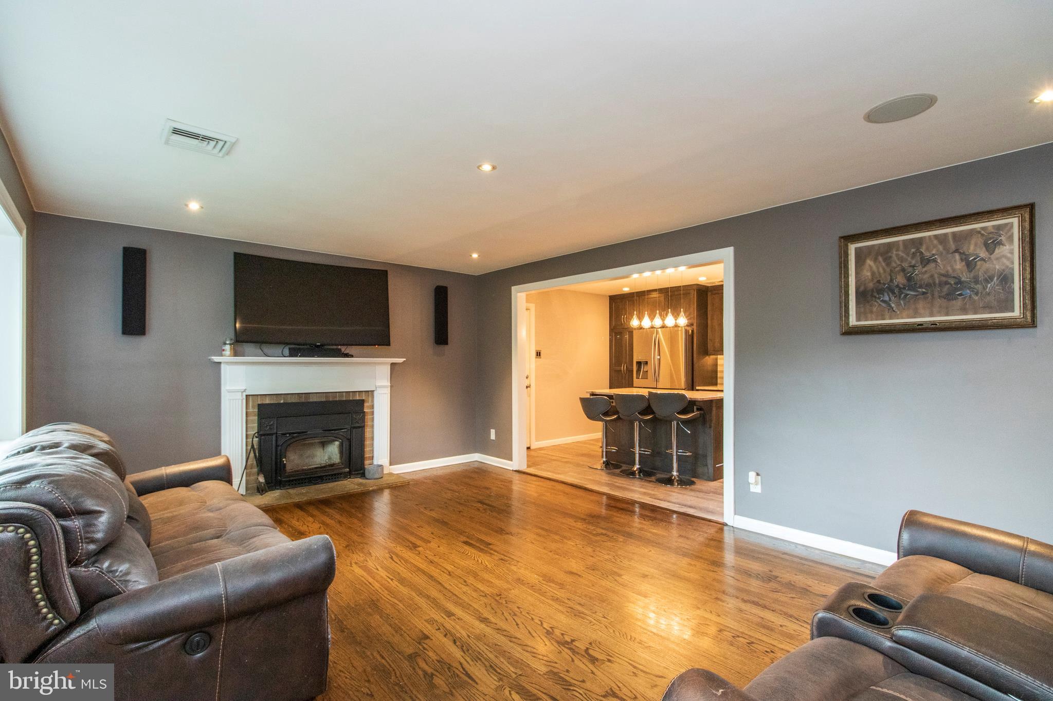 1128 Callowhill Road Chalfont, PA 18914 - Photo 10 of 34 Hardwood Floors
