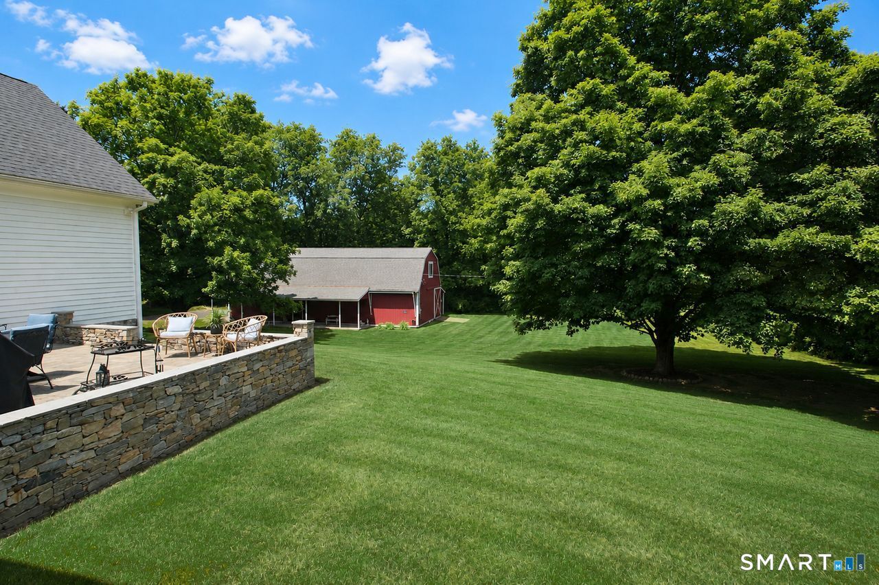 773 West Avon Road Avon, CT 06001 - Photo 9 of 40