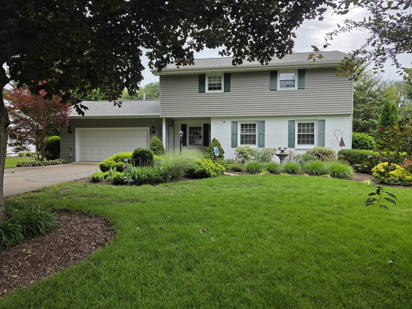 1108 Crestview Road Sterling, IL 61081 - Photo 2 of 42