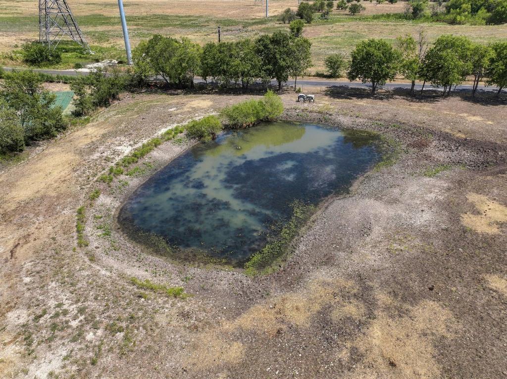 2141 Block Road Gunter, TX 75058 - Photo 6 of 12 Gallery Image 6