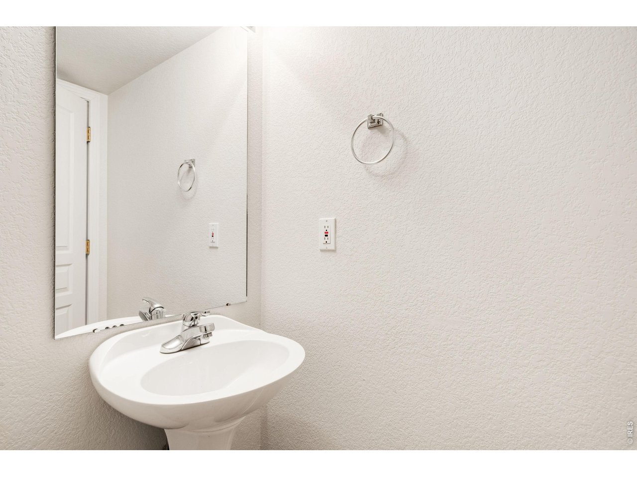 903 Hover Ridge Circle, Unit 2 Longmont, CO 80501 - Photo 23 of 29