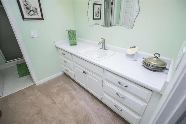 $849,900 | 203 South Ole Hickory Trail, Carrollton, GA 30117