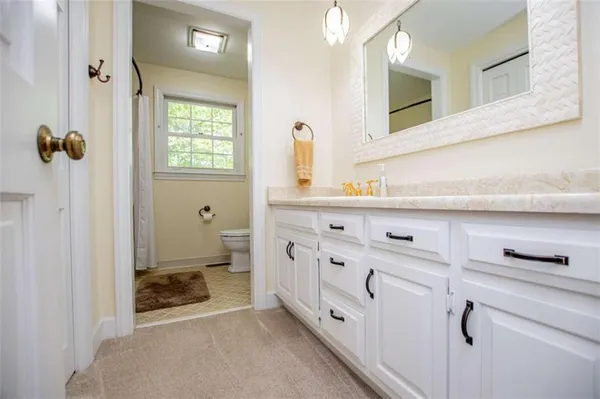 $849,900 | 203 South Ole Hickory Trail, Carrollton, GA 30117