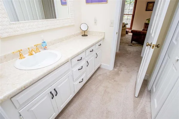 $849,900 | 203 South Ole Hickory Trail, Carrollton, GA 30117