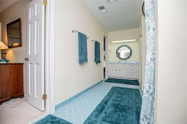 $849,900 | 203 South Ole Hickory Trail, Carrollton, GA 30117