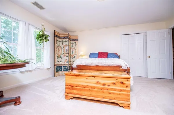 $849,900 | 203 South Ole Hickory Trail, Carrollton, GA 30117