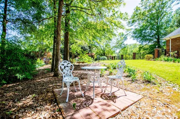 $849,900 | 203 South Ole Hickory Trail, Carrollton, GA 30117