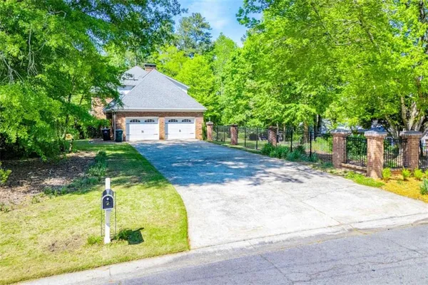 $849,900 | 203 South Ole Hickory Trail, Carrollton, GA 30117
