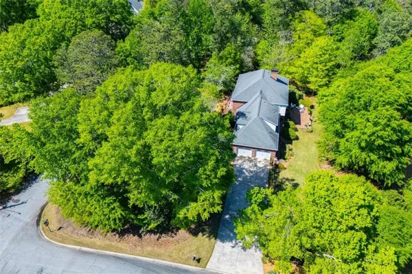 $849,900 | 203 South Ole Hickory Trail, Carrollton, GA 30117
