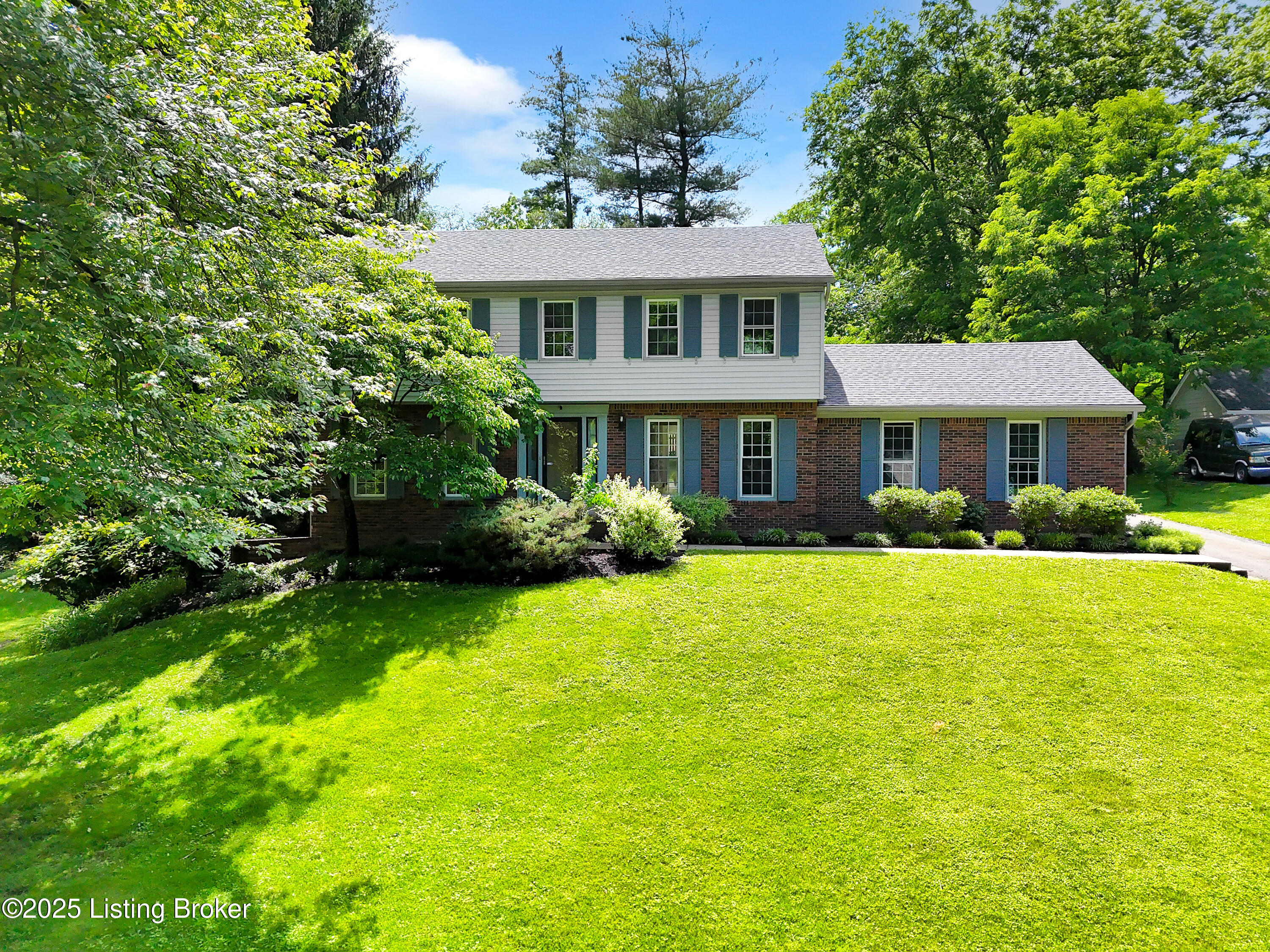 13307 Creekview Road Prospect, KY 40059 - Photo 1 of 65 01-13307 Creekview Rd