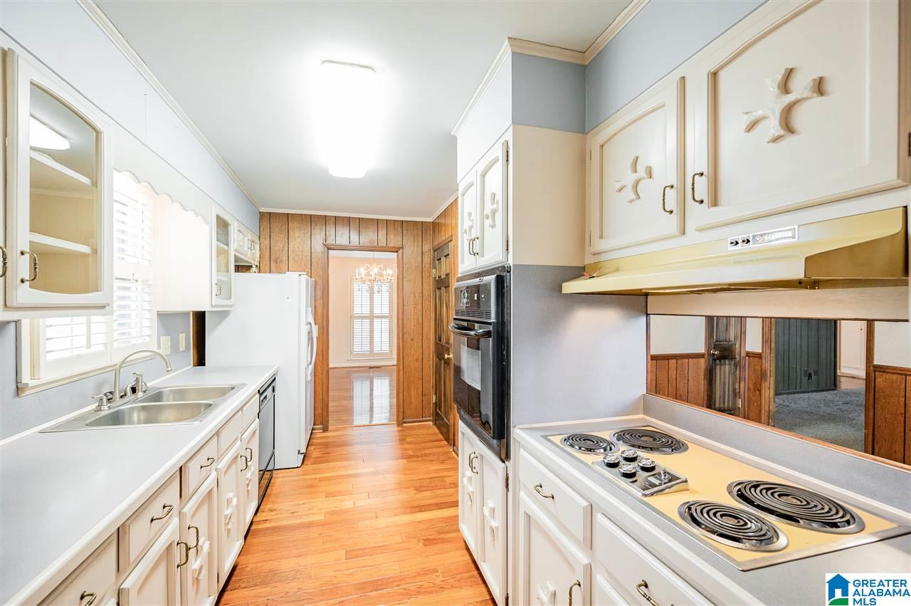 1736 Patton Chapel Road Birmingham, AL 35226 - Photo 9 of 39