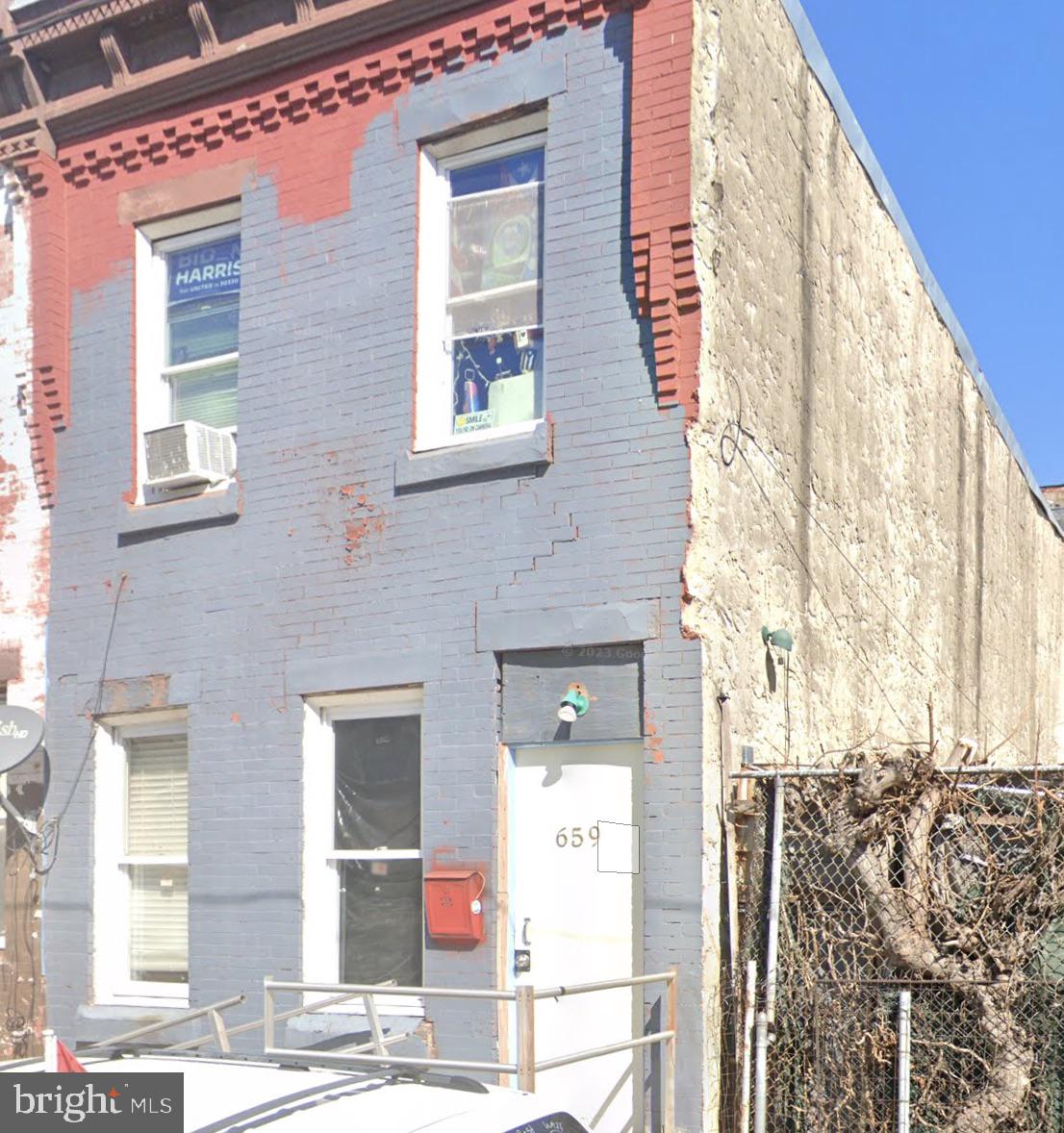 659 East Lippincott St