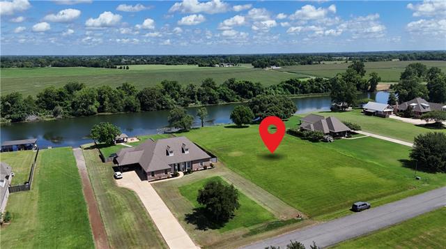 156 Riverside Lane Natchez, LA 71456 - Photo 2 of 10