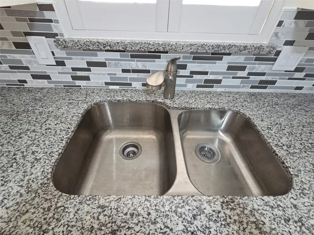 $429,500 | 418 Longview Drive, Sugar Land, TX 77478