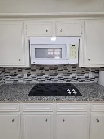 $429,500 | 418 Longview Drive, Sugar Land, TX 77478