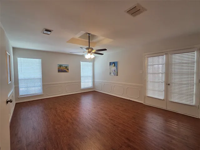 $429,500 | 418 Longview Drive, Sugar Land, TX 77478