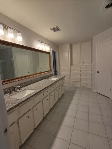 $429,500 | 418 Longview Drive, Sugar Land, TX 77478