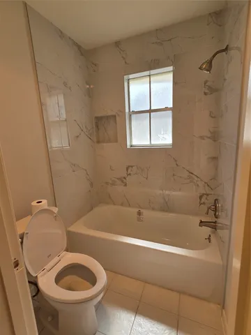 $429,500 | 418 Longview Drive, Sugar Land, TX 77478