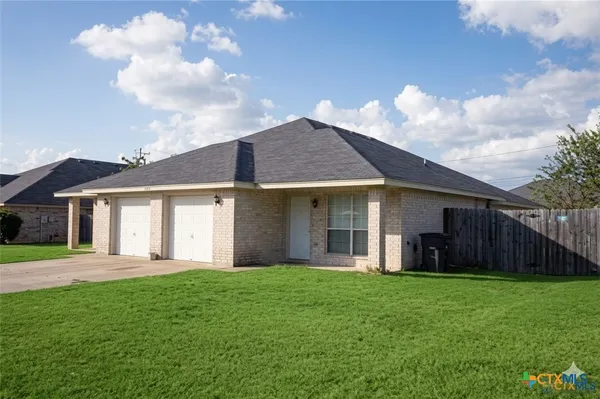 $1,300 | 3603 Woodrow Drive, Unit B, Killeen, TX 76549