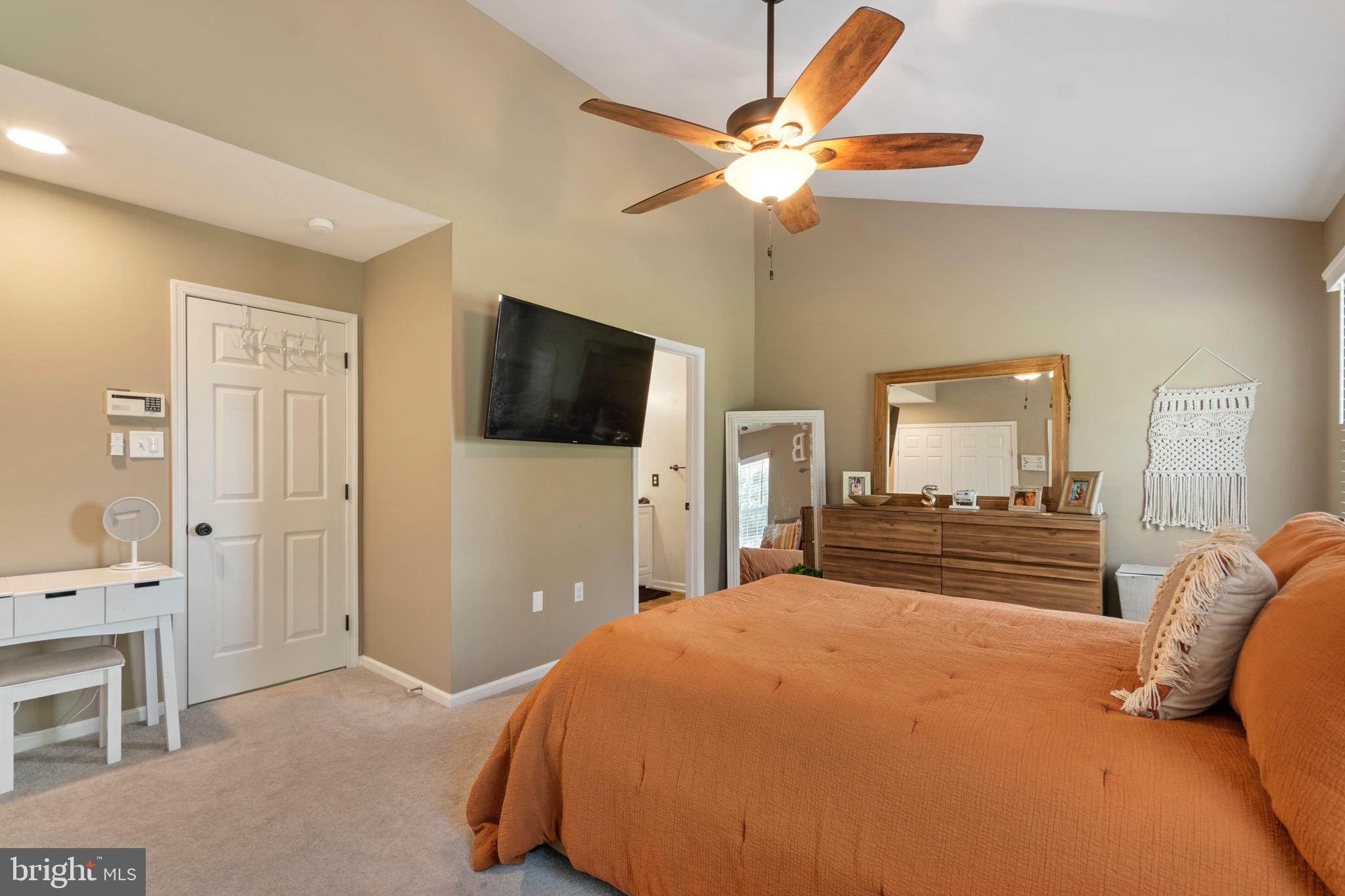 233 Springvalley Way Aston, PA 19014 - Photo 16 of 28 Gallery Image 16