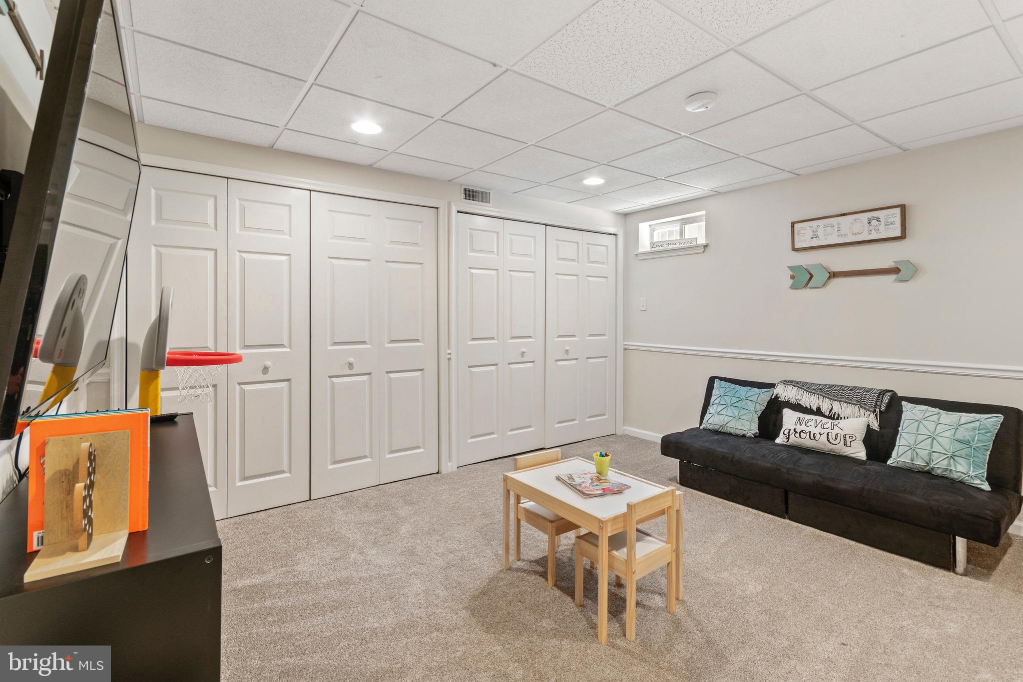 233 Springvalley Way Aston, PA 19014 - Photo 22 of 28 Gallery Image 22