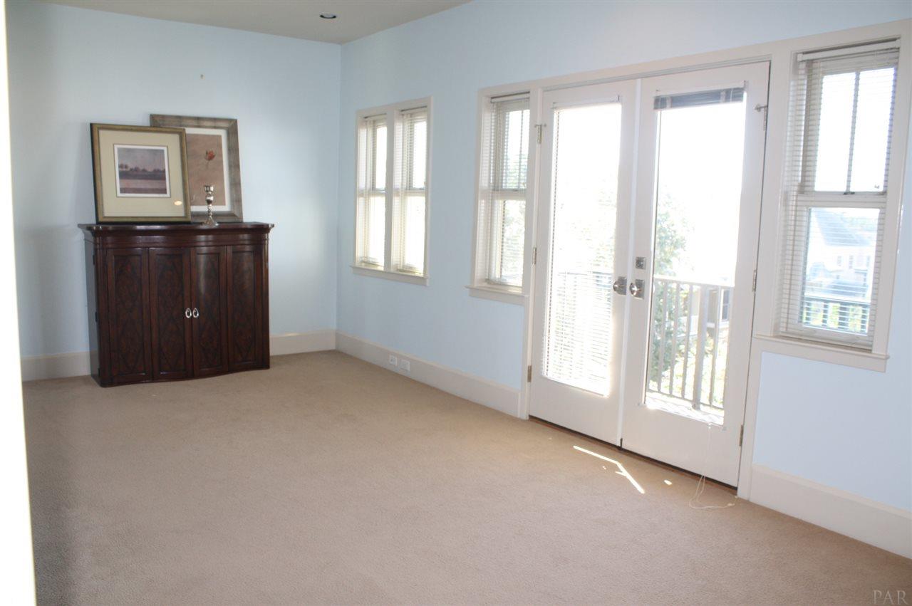 529 North Spring Street Pensacola, FL 32501 - Photo 29 of 47