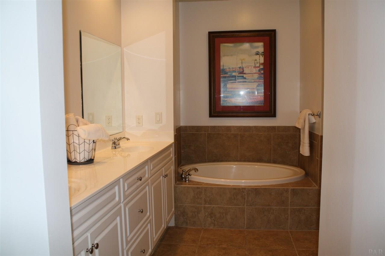 529 North Spring Street Pensacola, FL 32501 - Photo 37 of 47