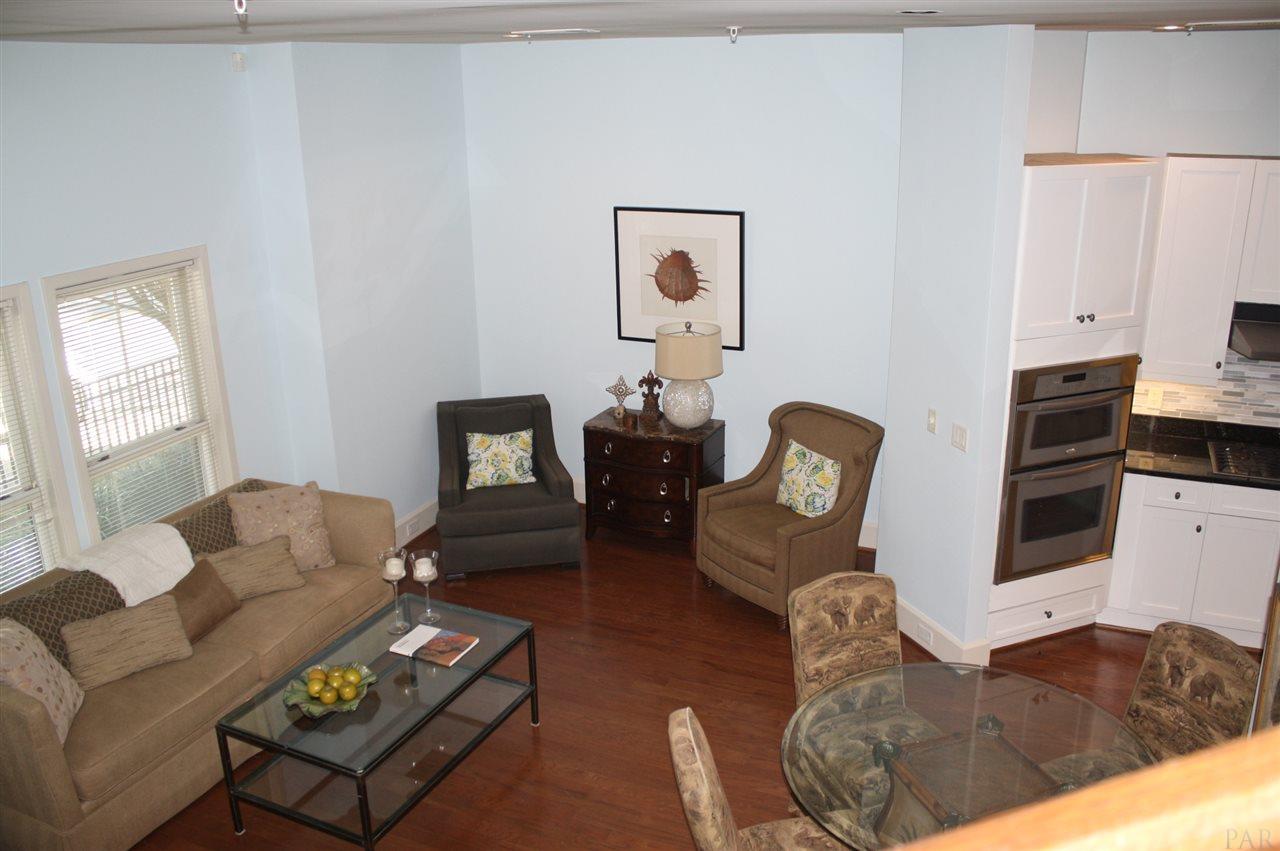 529 North Spring Street Pensacola, FL 32501 - Photo 4 of 47