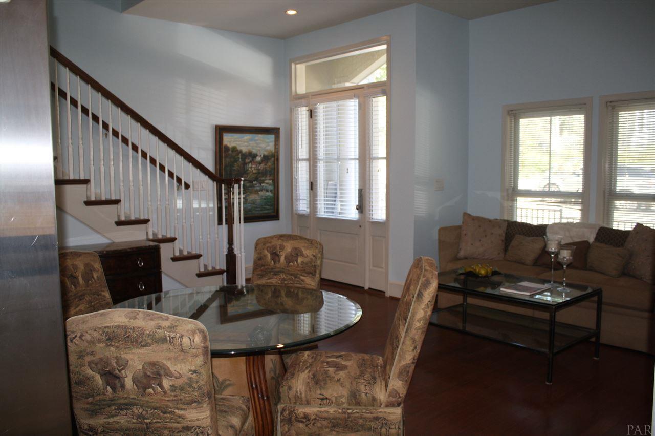 529 North Spring Street Pensacola, FL 32501 - Photo 9 of 47