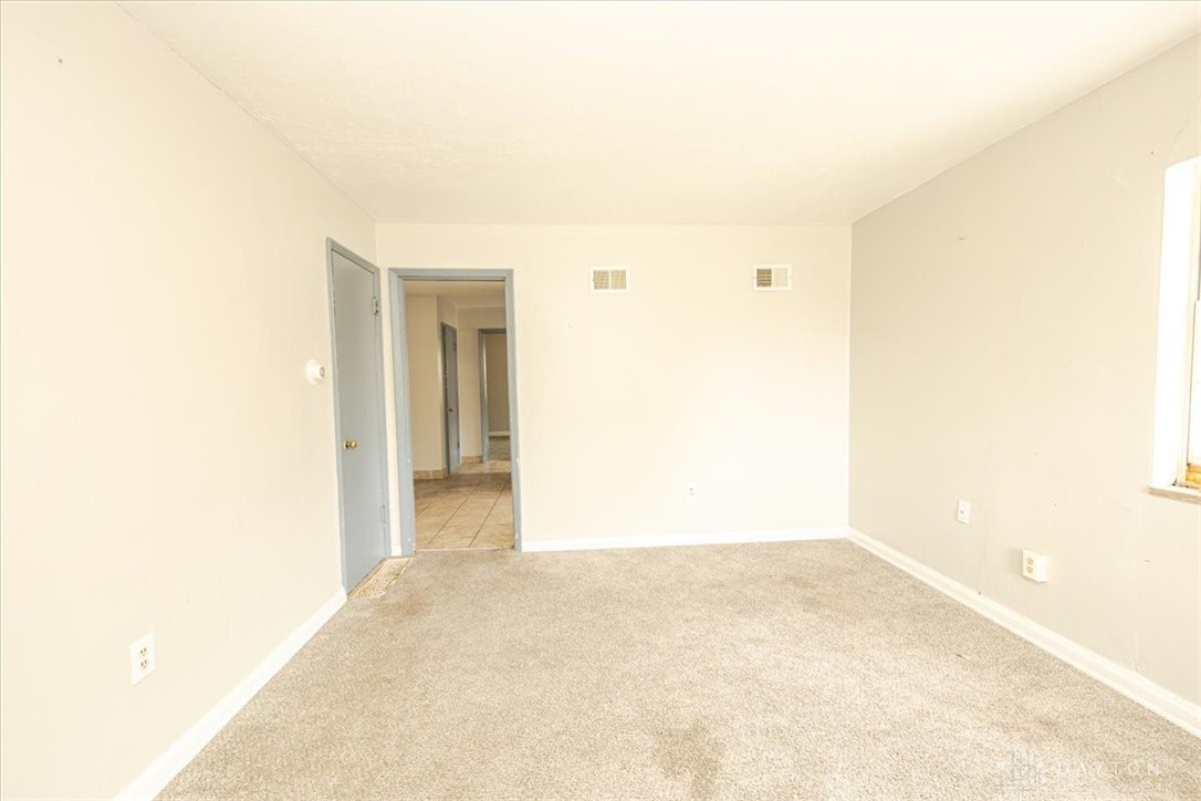 52 West Nottingham Road Dayton, OH 45405 - Photo 20 of 32